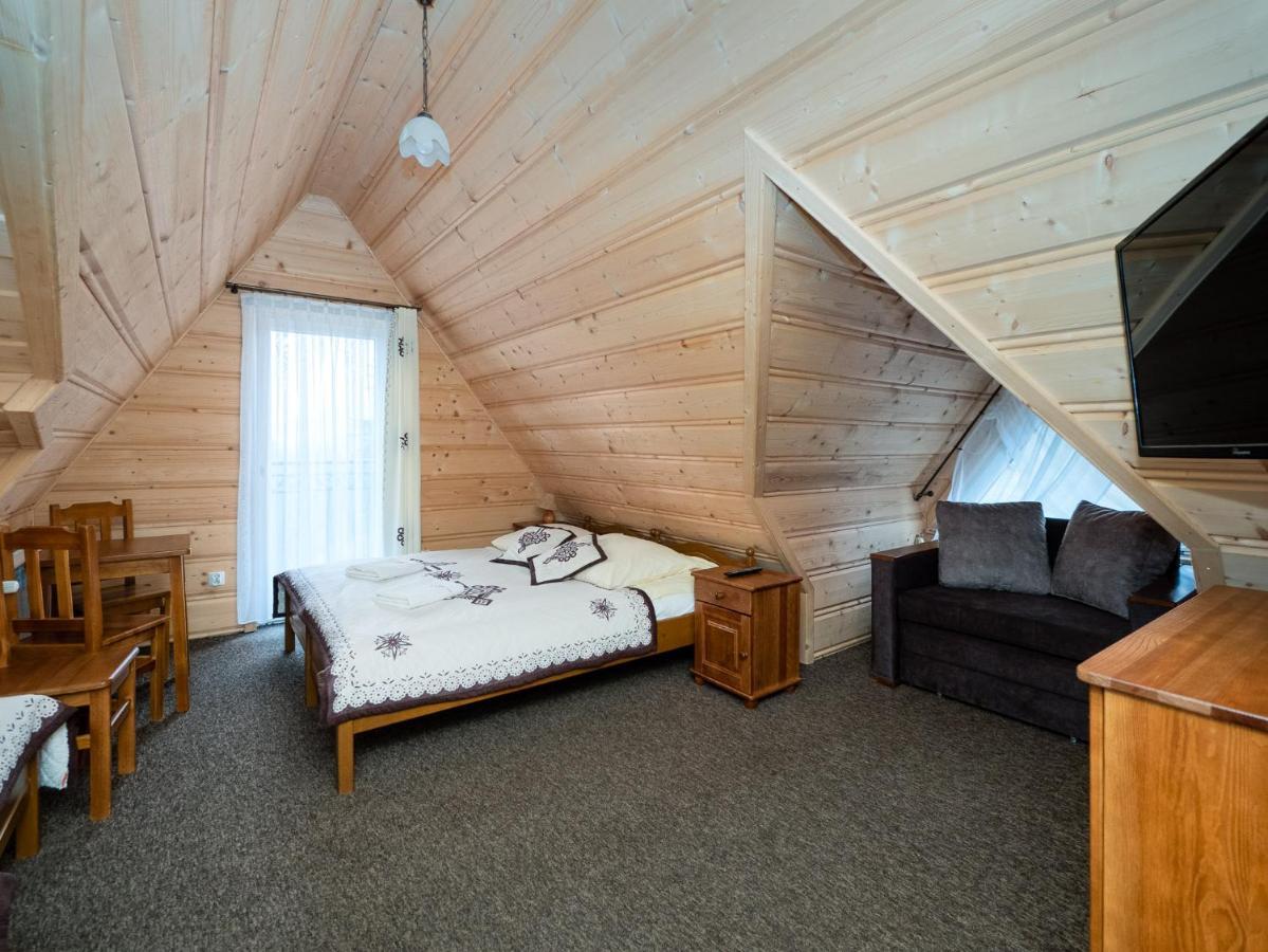 Tarasowka Hotel Ciche Małe Kültér fotó