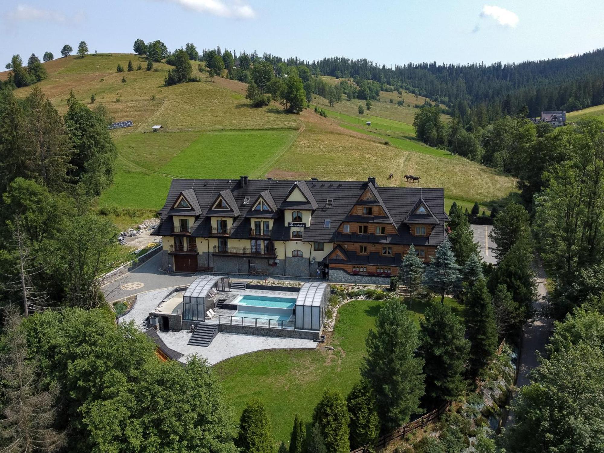 Tarasowka Hotel Ciche Małe Kültér fotó