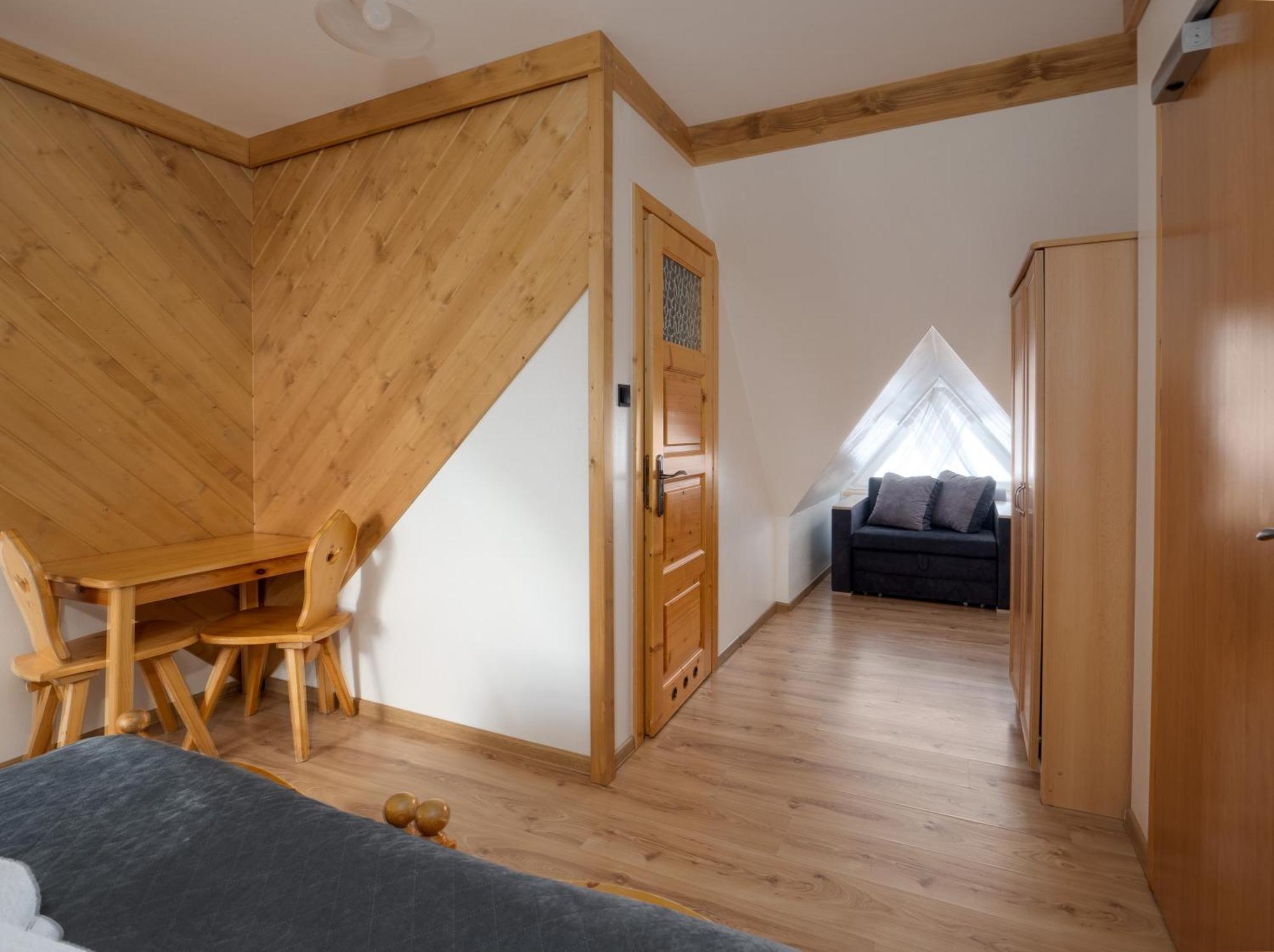 Tarasowka Hotel Ciche Małe Kültér fotó