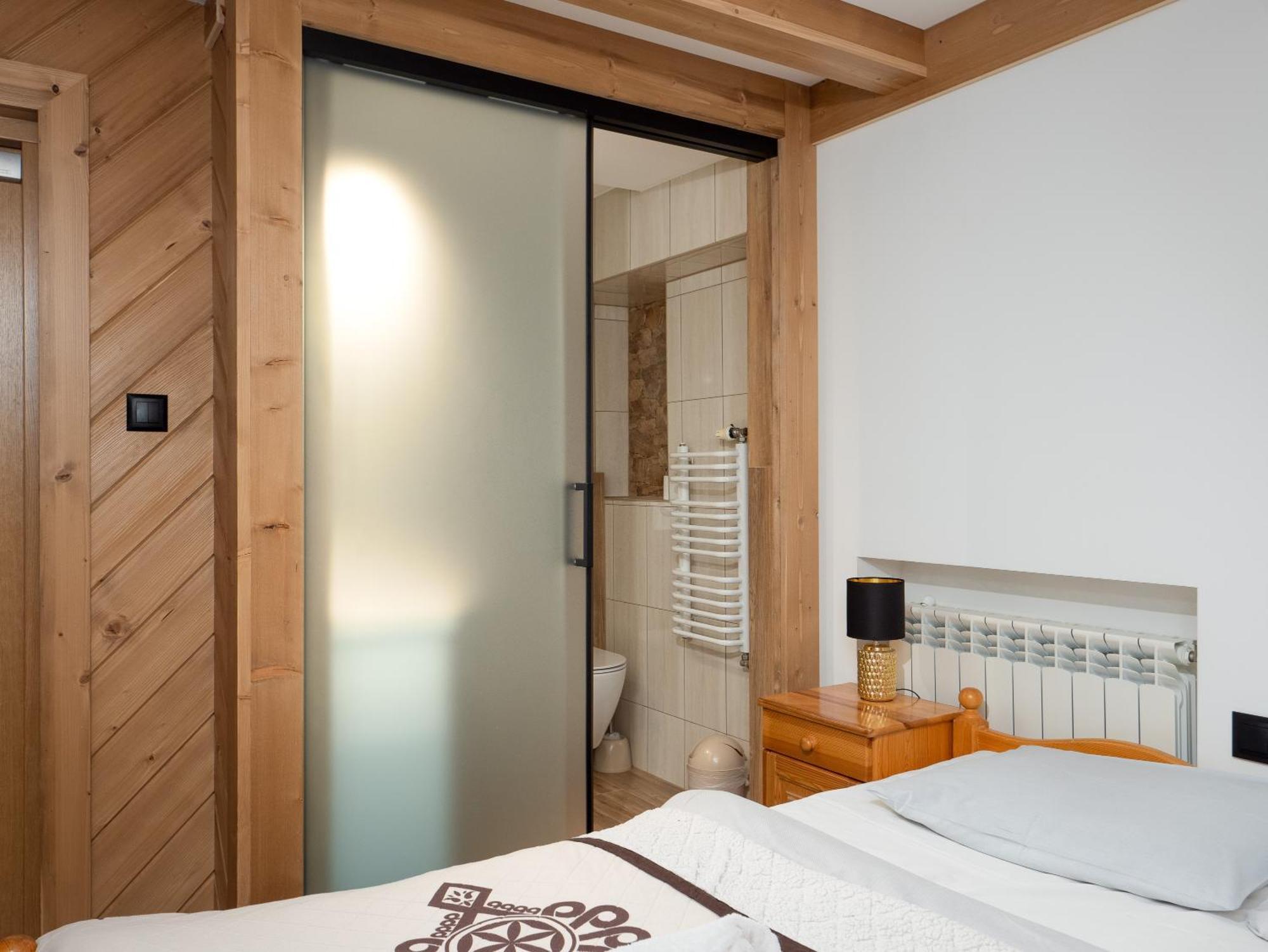 Tarasowka Hotel Ciche Małe Kültér fotó